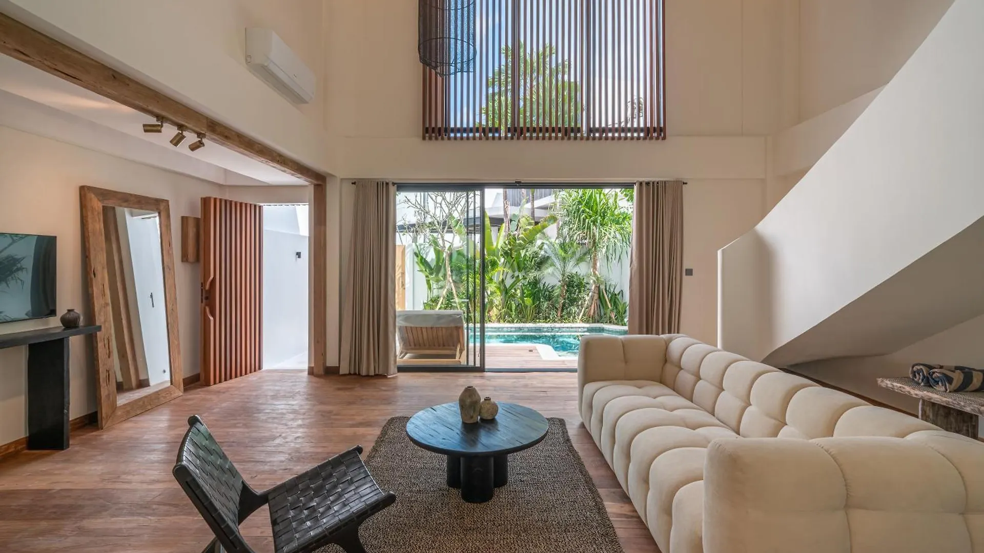 Villa Moana - Incredible 2Br Villa Next To The Beach In Canggu 0*, Canggu (Bali)